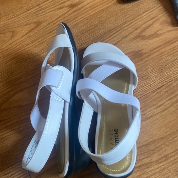 Basic Edition - Picture 3 of 4